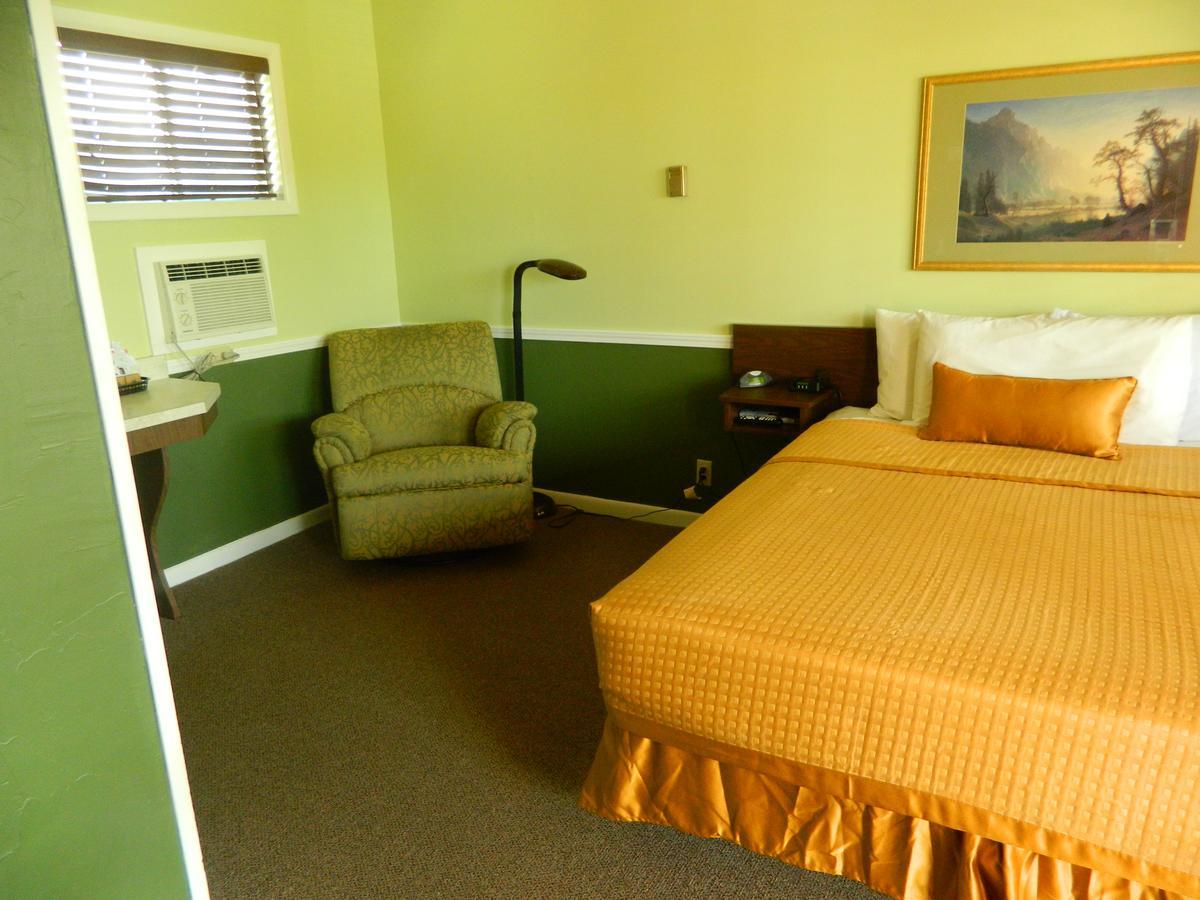 Country Motor Inn Livingston Exterior foto