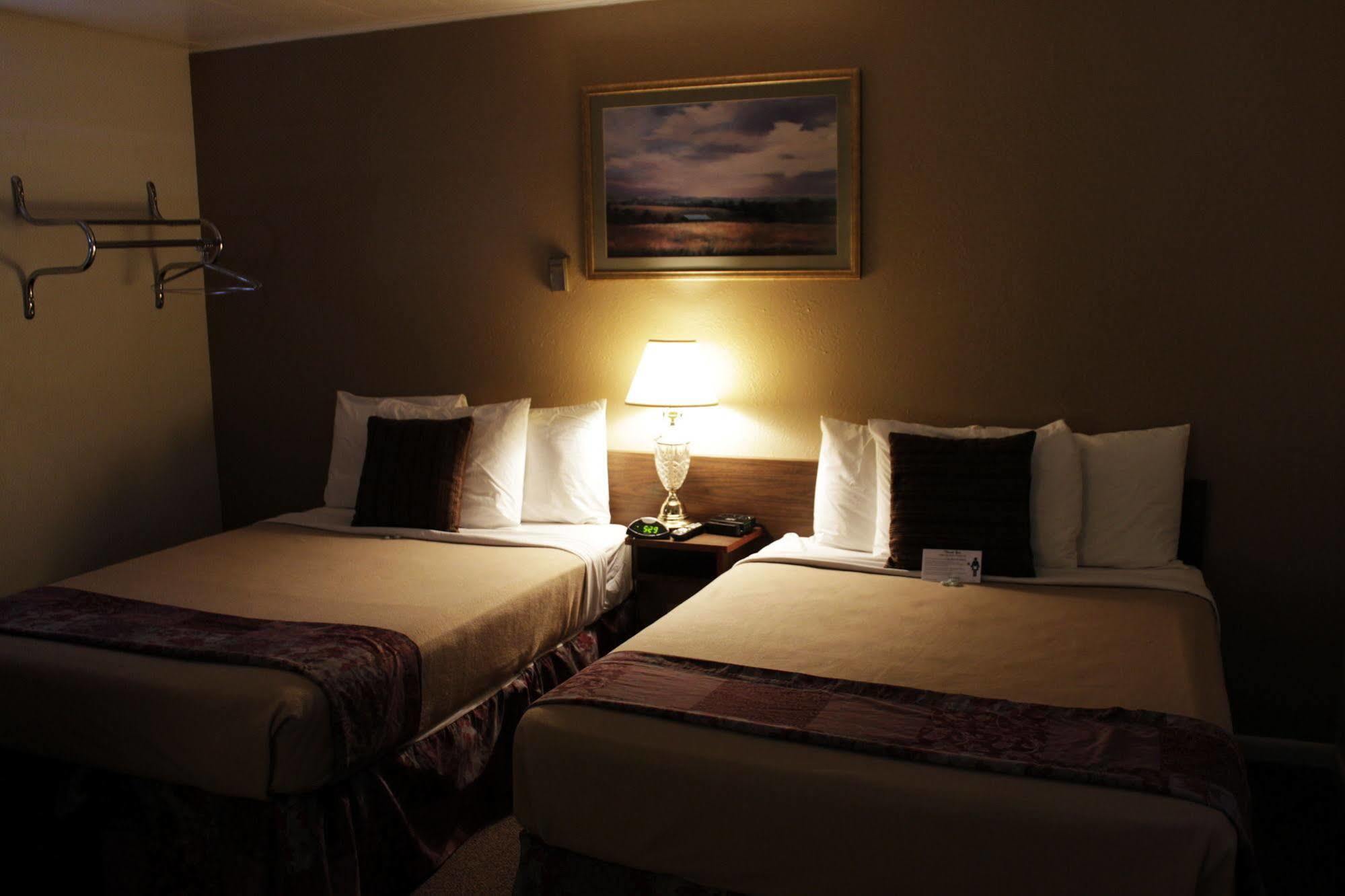 Country Motor Inn Livingston Exterior foto
